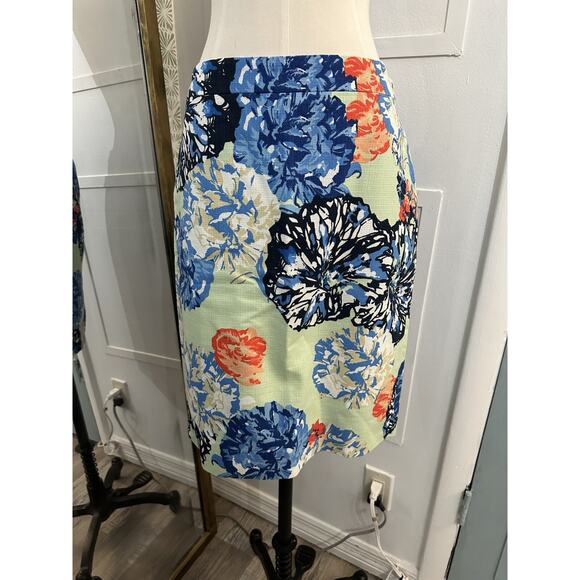 J. Crew The Pencil Skirt Green Blue Multicolor Floral Print Size 4 - Picture 3 of 7